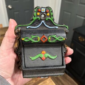 Vintage Wilton Cast Iron Kitchen match stick Holder